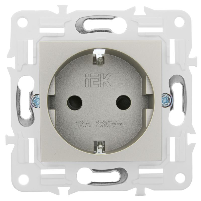 Розетка SKANDY 16А с заземл. защ. шторки SK-R04Sh шампань IEK SK-R14-16-K37