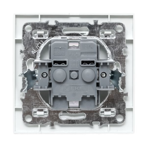 Розетка 1-м СП Минск 16А IP20 с заземл. защ. шторки бел. Basic EKF ERR16-028-100