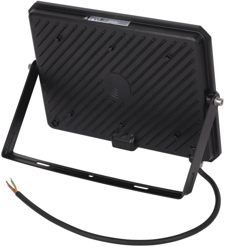 Прожектор светодиодный СДО FL ECO 100W 765 G4 уличный матов. стекло алюм. черн. LEDVANCE 4099854400179