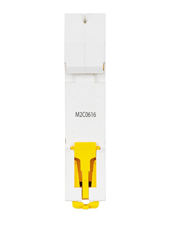 Выключатель автоматический модульный 1п C 6А M06N ARMAT IEK AR-M06N-1-C006
