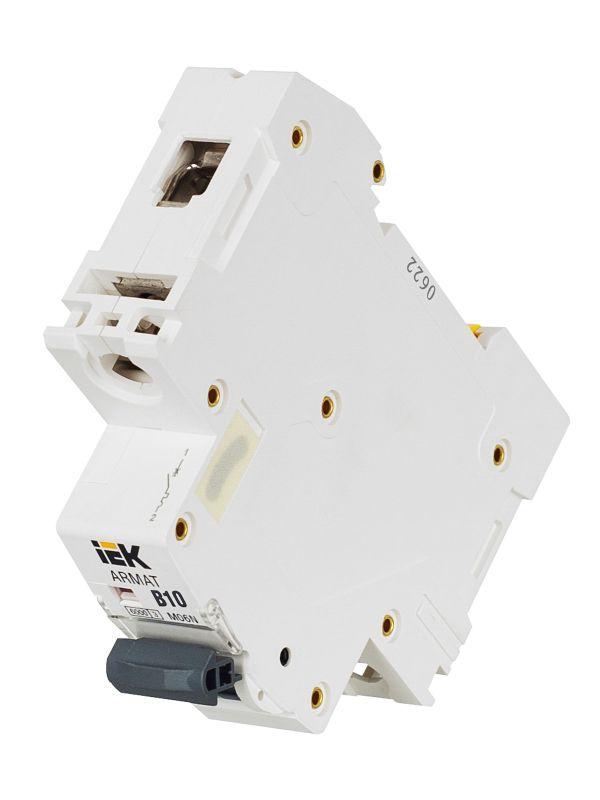 Выключатель автоматический модульный 1п B 10А M06N ARMAT IEK AR-M06N-1-B010
