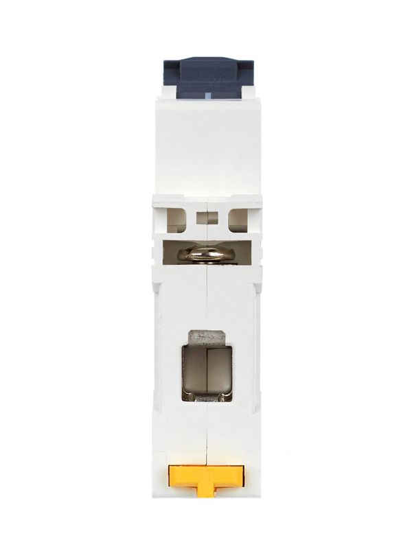 Выключатель автоматический модульный 1п C 40А M06N ARMAT IEK AR-M06N-1-C040